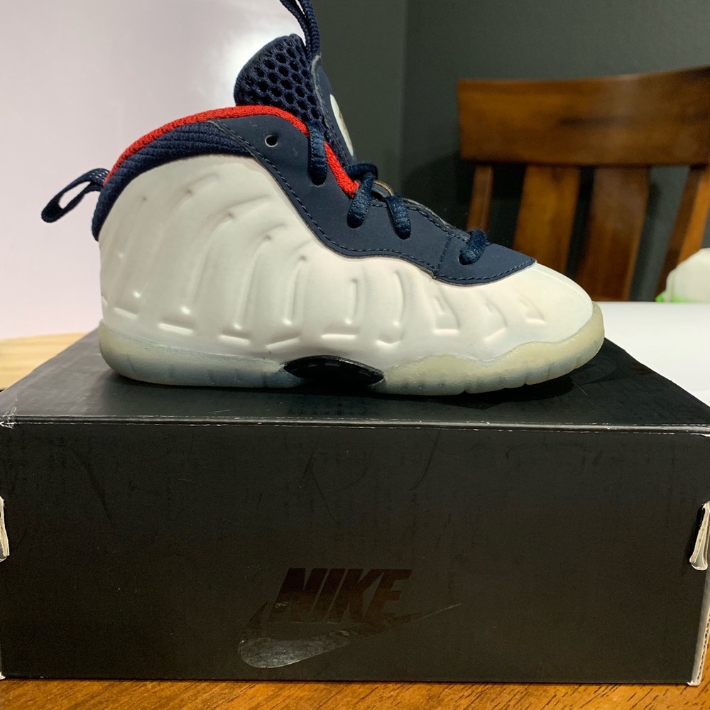 Nike little Foamposite White/University Red
